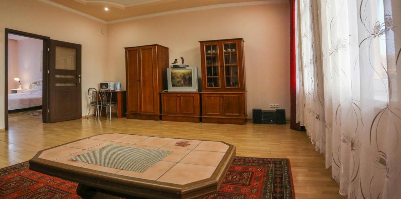 Отель Центр Трускавца Трускавец Екстериор снимка